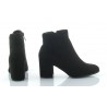 Botki zamszowe na słupku 7 cm. czarne