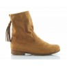 Botki zamszowe na płaskim obcasie wsuwane camel