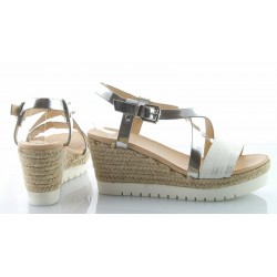 Sandały espadryle na koturnie 7,5 cm. białe srebrne