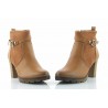 Botki damskie na słupku 8 cm. ocieplane camel