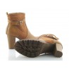Botki damskie na słupku 8 cm. ocieplane camel