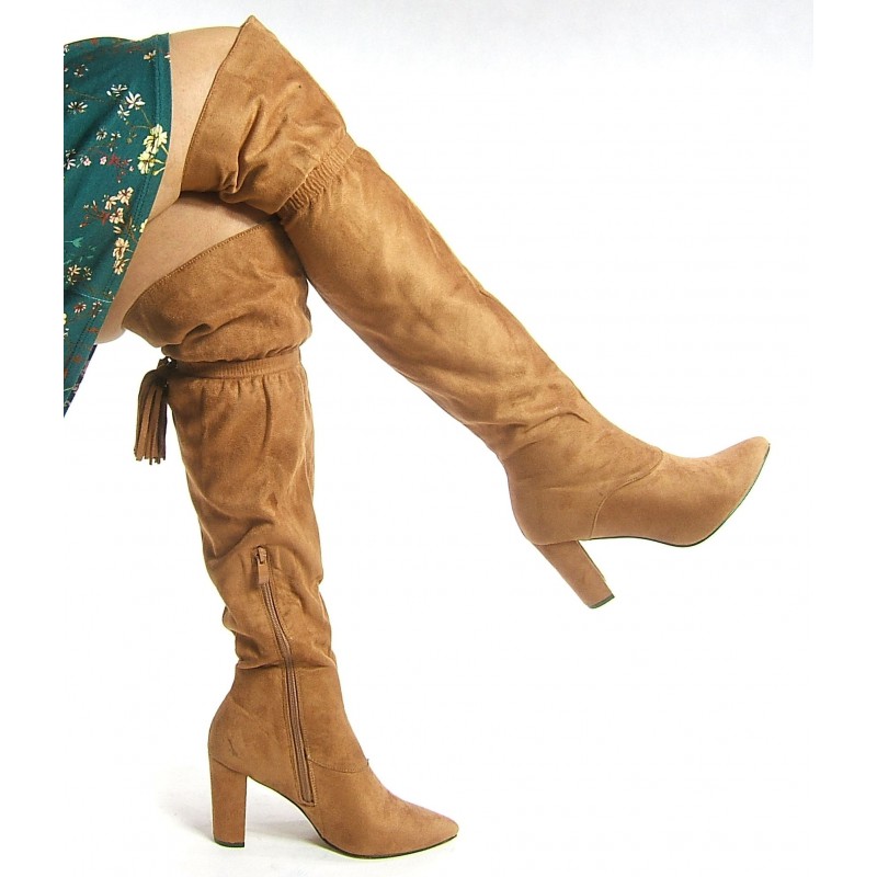 Wysokie kozaki na słupku 8,5 cm. zamszowe camel