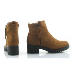 Botki damskie na niskim obcasie ocieplane camel