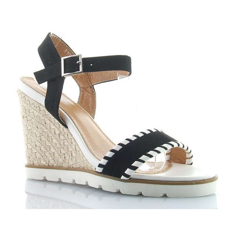 Sandały zamszowe na koturnie platformie czarne