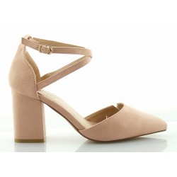 Czółenka zamszowe na słupku 8 cm. pasek pudrowy róż