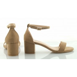 Sandały zamszowe na słupku 5,5 cm. khaki beżowe