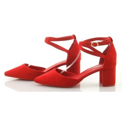 Czółenka zamszowe na słupku 6 cm. pasek czerwone