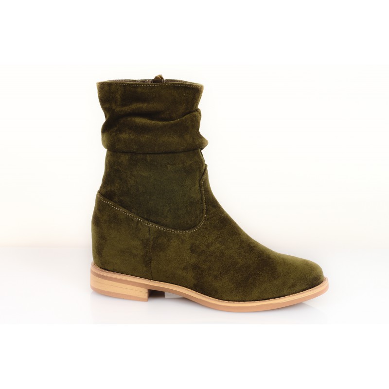 Botki zamszowe na obcasie i koturnie zielone