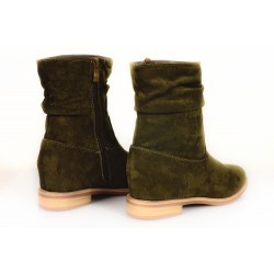 Botki zamszowe na obcasie i koturnie zielone