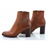 Botki damskie na słupku 7,5 cm. camel