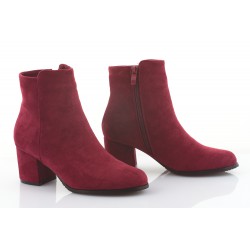 Botki zamszowe na słupku 6 cm. bordowe