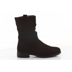 Botki zamszowe na niskim obcasie czarne