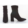 Botki zamszowe stretch na słupku 7,5 cm. szpic czarne