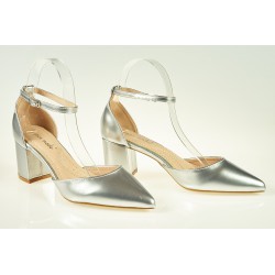 Czółenka sandały na słupku 6 cm. pasek srebrne