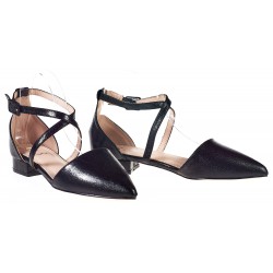 Czółenka na niskim obcasie pasek czarne