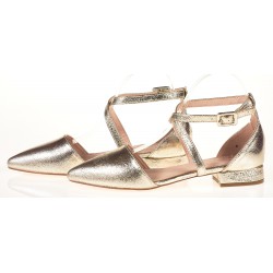 Czółenka na niskim obcasie pasek złote