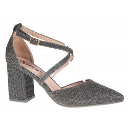 Czółenka na obcasie słupku...