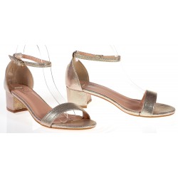 Sandały na słupku 4,5 cm. piętka pasek złote