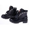 Botki sznurowane na grubej podeszwie czarne