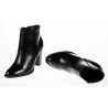 Botki damskie na słupku 9 cm. czarne