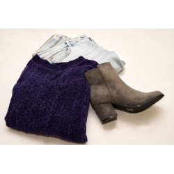 Botki zamszowe na słupku 6 cm. szare