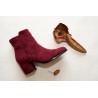Botki zamszowe na słupku 6 cm. bordowe