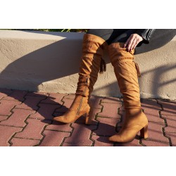 Wysokie kozaki na słupku 8,5 cm. zamszowe camel