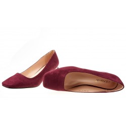 Czółenka zamszowe na niskim słupku 5 cm. bordowe