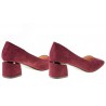 Czółenka zamszowe na niskim słupku 5 cm. bordowe