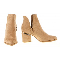 Botki zamszowe na słupku 7 cm. szpic khaki