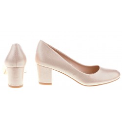 Czółenka na niskim słupku 6 cm. szampańskie