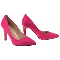 Czółenka zamszowe na słupku 9 cm. fuksja