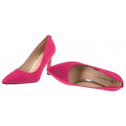 Czółenka zamszowe na słupku 9 cm. fuksja