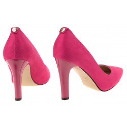 Czółenka zamszowe na słupku 9 cm. fuksja