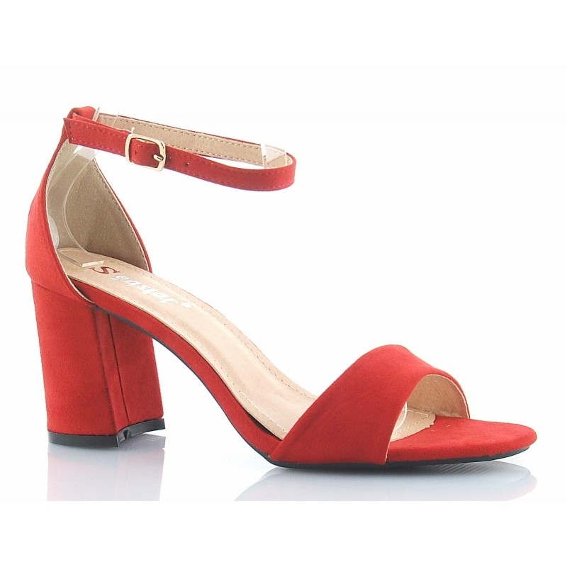 Sandały zamszowe na słupku 7 cm. pasek czerwone