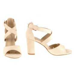 Sandały zamszowe na obcasie słupku 8,5 cm. beżowe
