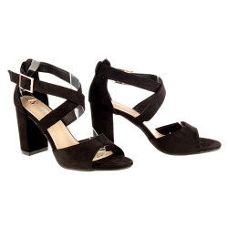 Sandały zamszowe na obcasie słupku 8,5 cm. czarne