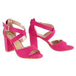 Sandały zamszowe na obcasie słupku 8,5 cm. fuksja