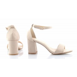 Sandały zamszowe na słupku 7 cm. pasek beżowe